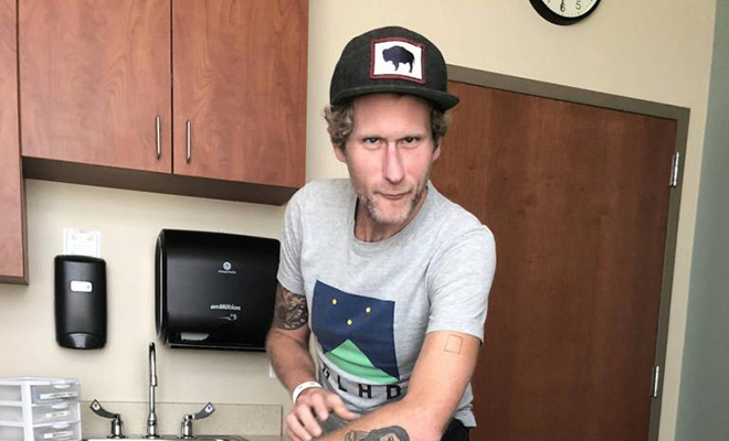 Мужчина прошел 3 тысячи километров по тропе и сравнил свои изменения от ходьбы с исходной формой Мужчина прошел 3 тысячи километров по тропе и сравнил свои изменения от ходьбы с исходной формой Культура