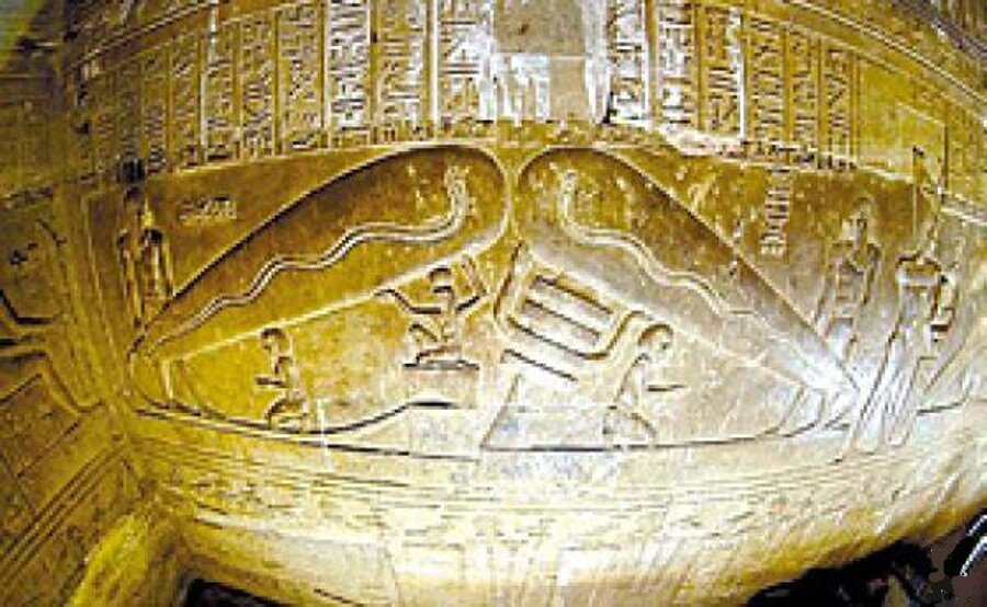 На древнеегипетских рисунках вполне могут быть изображены «звездные врата»