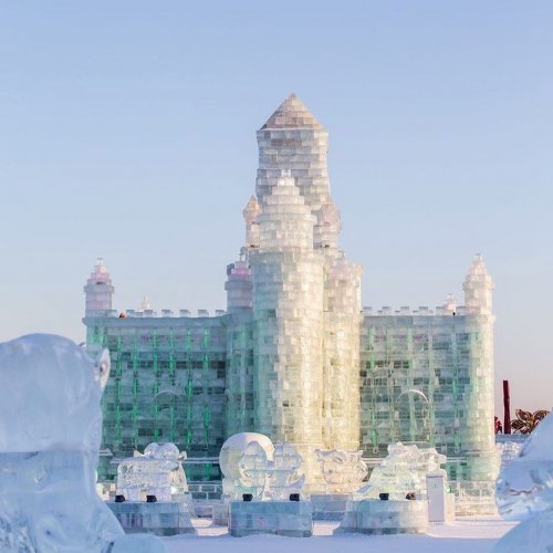 Потрясающие фотографии с Харбинского фестиваля снежных и ледяных скульптур 2019 