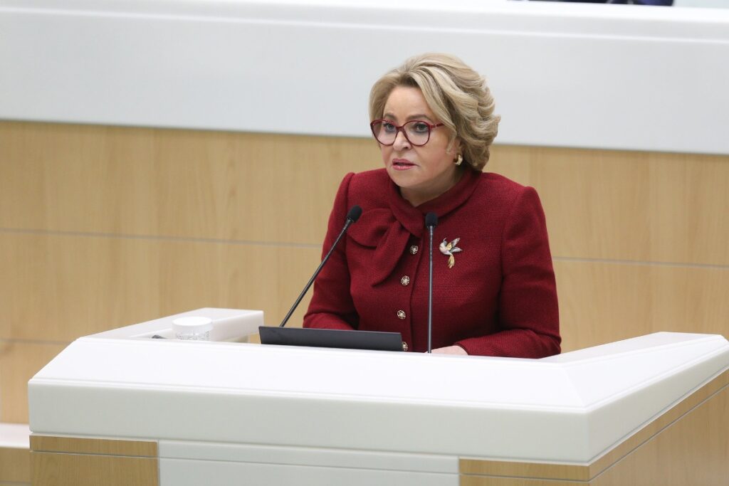 Матвиенко: надо собирать с неработающих по 45 тыс. рублей в год на ОМС