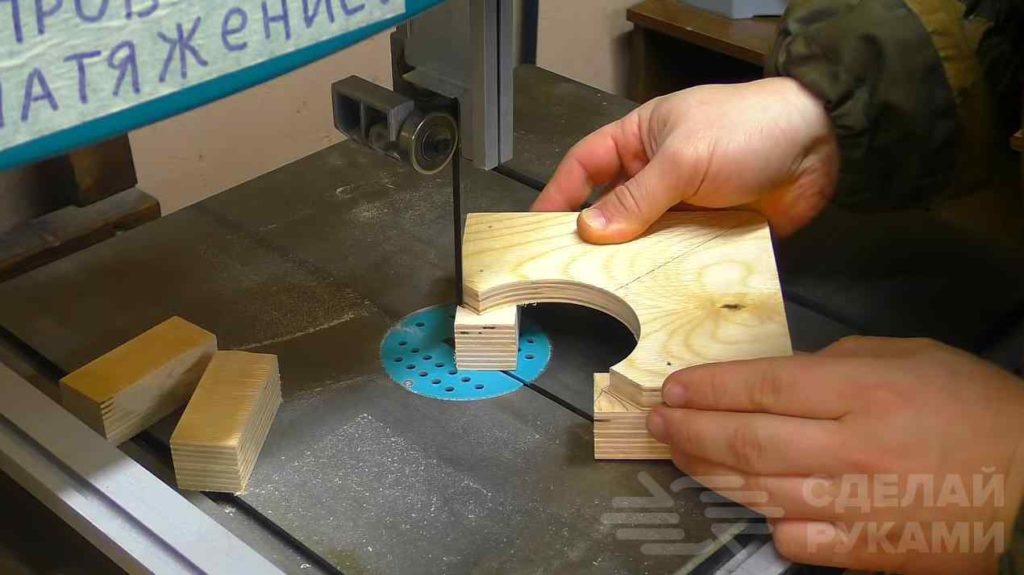 Угловая струбцина из подручных материалов самоделкин