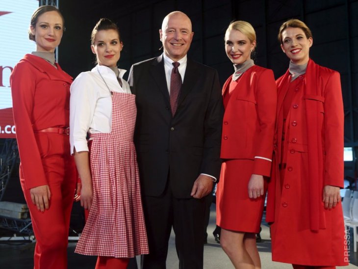 Как выглядят стюардессы разных стран мира