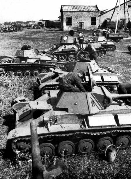 Советские легкий танк - "Чернорабочий Великой Отечественной" Т-70