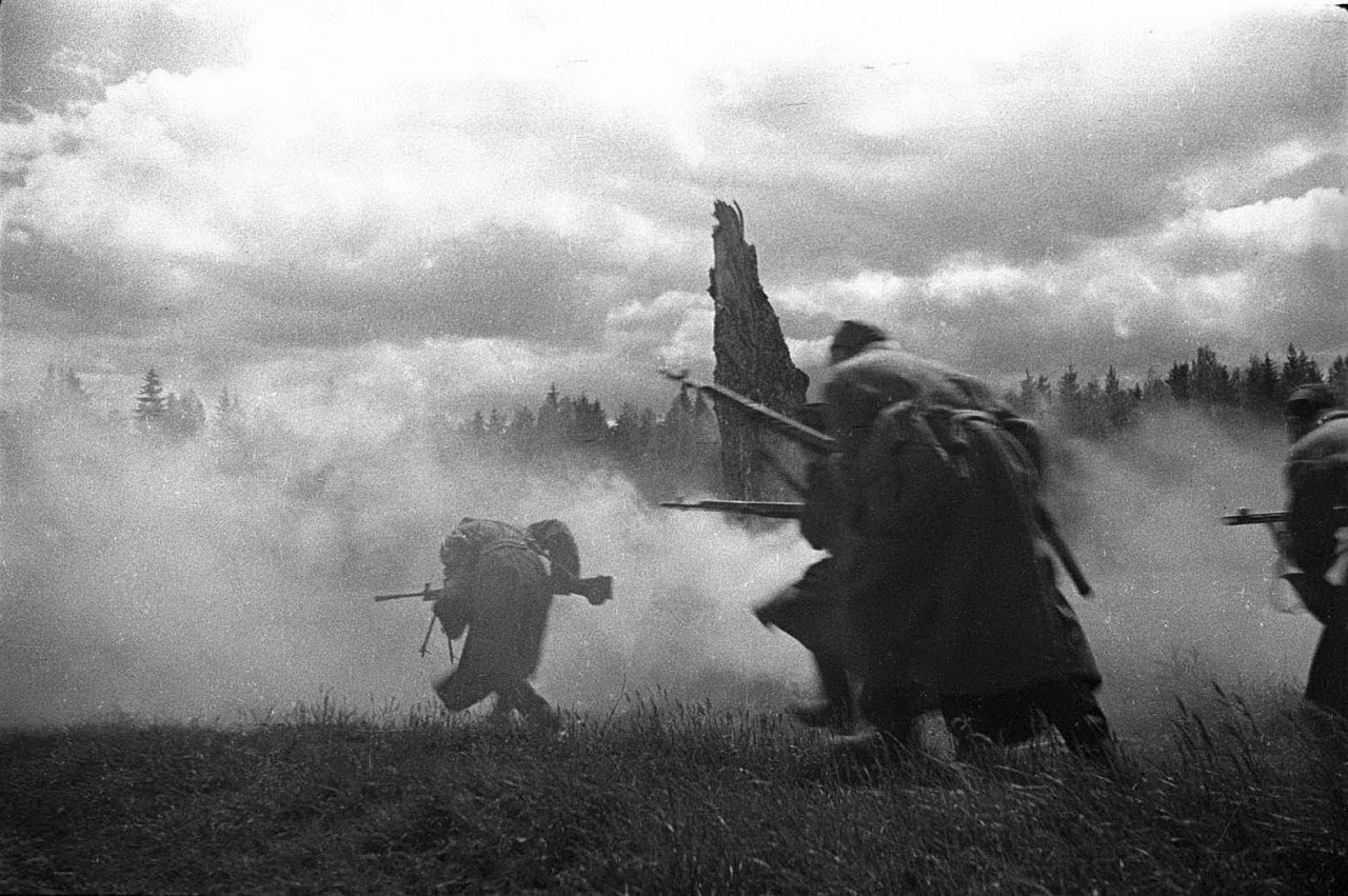 Военное фото в атаку