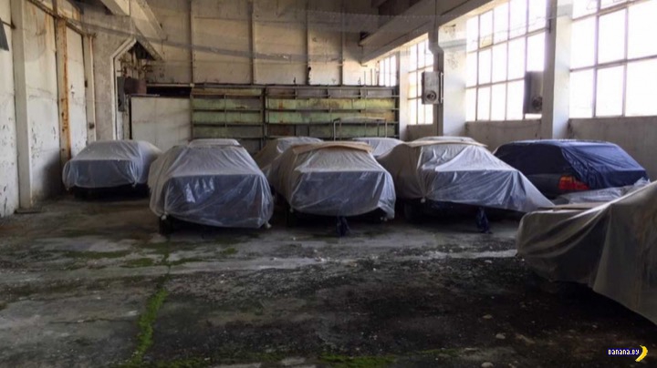 Легендарные Бумеры на заброшенном складе