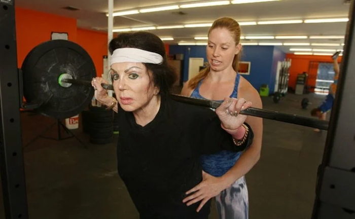 97-летняя мать Сильвестра Сталлоне и ее любовь к пластическим операциям актер,заморские звезды,развлечение,Сильвестра Сталлоне,сплетни,фото,шоубиz,шоубиз