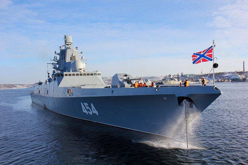Отряд кораблей СФ во главе с фрегатом "Адмирал Горшков" отправился в поход