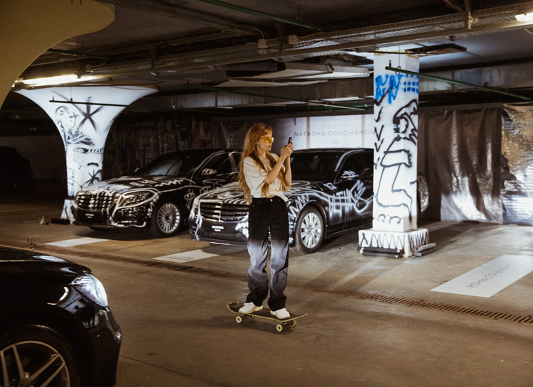 Денис Симачев, Полина Аскери и другие гости открытия выставки "Заживо" Звезды,Новости о звездах