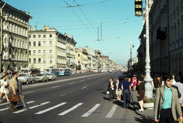 Колоритные фотографии Густава Нейеншвандера из путешествия в Ленинград в 1975 году