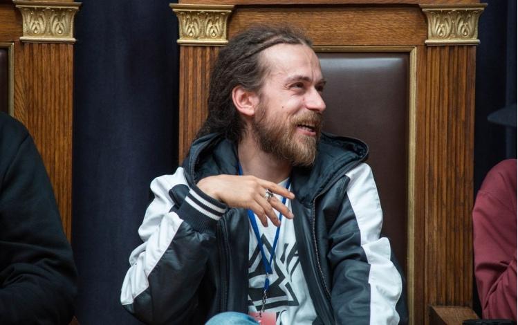 «Я хотел бы инсценировать свою смерть в 35»