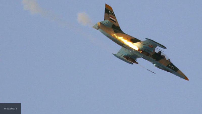 ВВС САР нанесли удары по позициям боевиков на севере и на юге провинции Идлиб