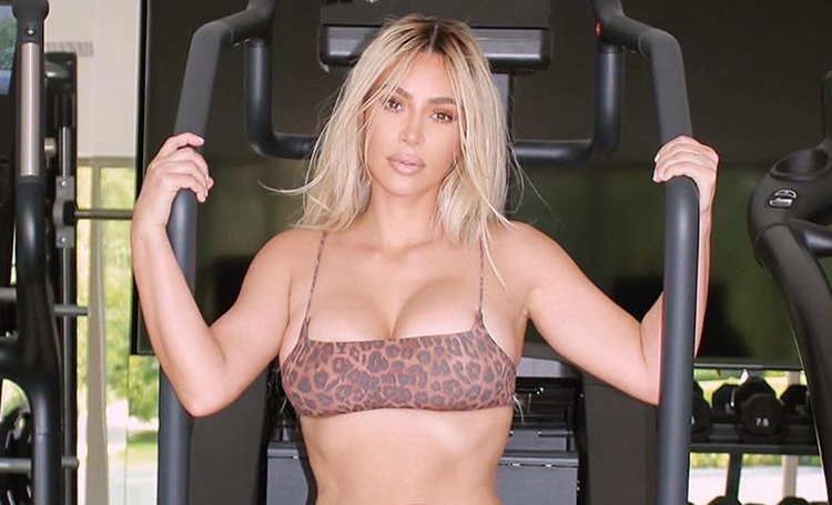 Тренер Ким Кардашьян представила бесплатную фитнес-программу