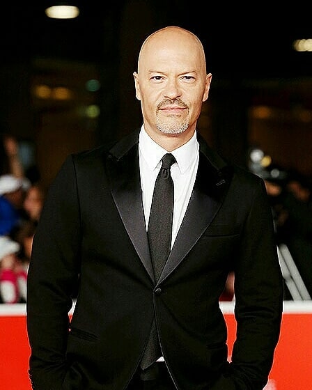 «Заядлые двоечники»: наши знаменитости, которые очень плохо учились в школе