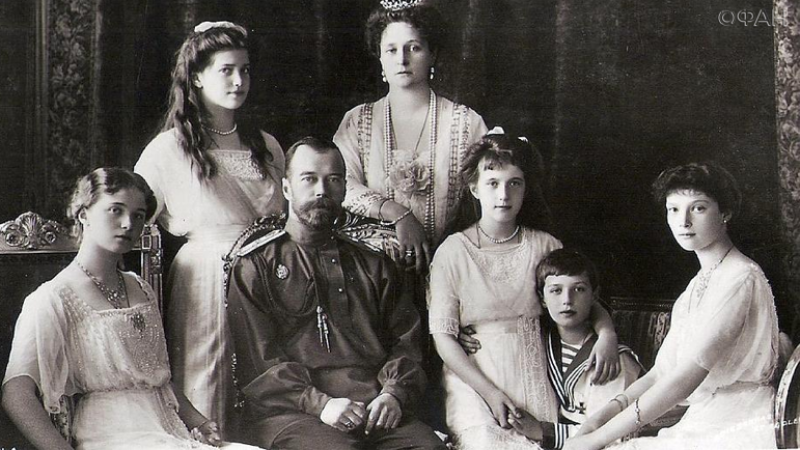 Историк уверен, что советская власть не планировала убийство семьи Романовых