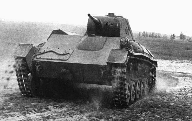 Советские легкий танк - "Чернорабочий Великой Отечественной" Т-70