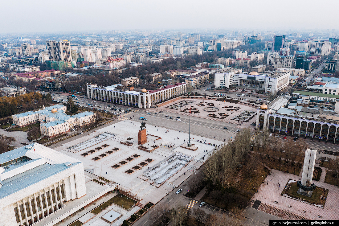 Киргизия столица. Бишкек столица Кыргызстана. Центральная площадь Бишкека. Город Бишкек площадь ала ТОО. Бишкек столица 2020.