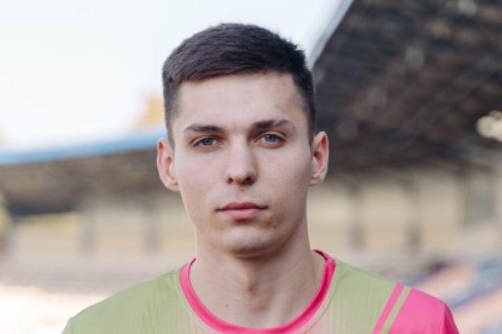 Футболист умер во время матча в Подмосковье