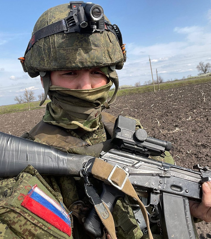 ТИХИЙ ПОДВИГ: МЛАДШИЙ СЕРЖАНТ БЕРВИНОВ ДВАЖДЫ СОРВАЛ ПЛАНЫ НАЦИОНАЛИСТОВ В ДОНБАССЕ ТИХИЙ ПОДВИГ: МЛАДШИЙ СЕРЖАНТ БЕРВИНОВ ДВАЖДЫ СОРВАЛ ПЛАНЫ НАЦИОНАЛИСТОВ В ДОНБАССЕ армия