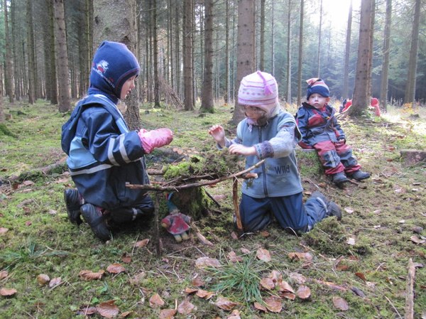 Waldkindergarten - лесные детские сады, популярные в Германии воспитание детей