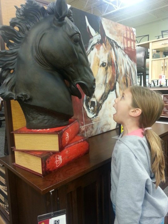 Фотографируйтесь с памятниками правильно! Фотографируйтесь с памятниками правильно! мир,путешествие,туризм