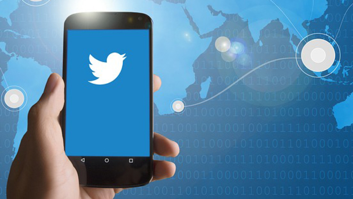 Роскомнадзор объявил о замедлении работы Twitter. События дня. ФАН-ТВ