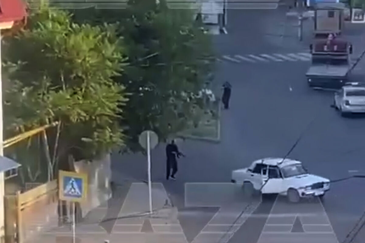 МВД Дагестана: двоих напавших на полицию боевиков ликвидировали в Махачкале