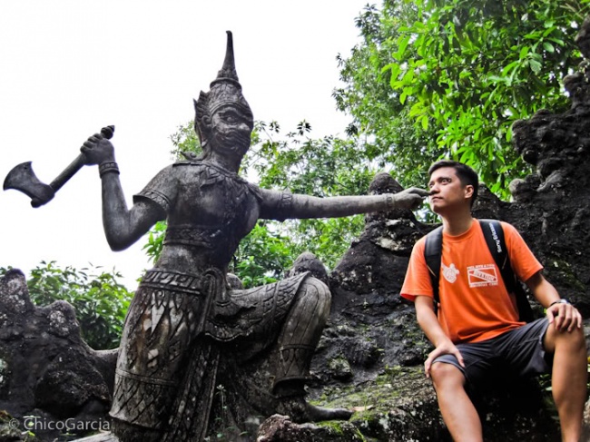 Фотографируйтесь с памятниками правильно! Фотографируйтесь с памятниками правильно! мир,путешествие,туризм