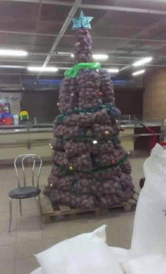 А почему моя кисонька купила две пары сапожек?.. анекдоты