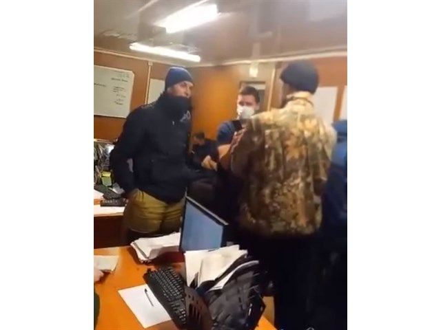 Сигнал SOS: вахтовики-нефтяники выходят на забастовки и пишут Путину россия