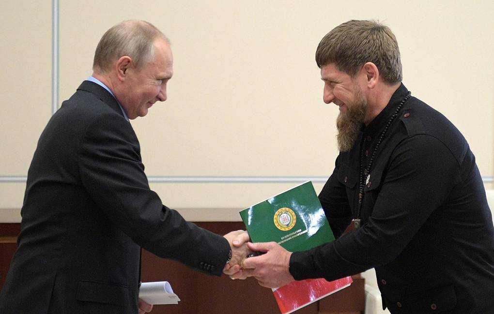 Новости России сегодня 24 апреля 2020 — Когда Россия исчерпает деньги из резервов Новости России сегодня 24 апреля 2020 — Когда Россия исчерпает деньги из резервов также, России, будет, Кадыров, более, рублей, Чечни, время, президентом, познакомил, Программа, системы, резервов, апреля, программы, Фонда, рассказал, доходов, благосостояния, кредитов