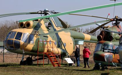 В небо идут одни «старички»: Вертолетный парк в России скоро на пенсию уйдет россия