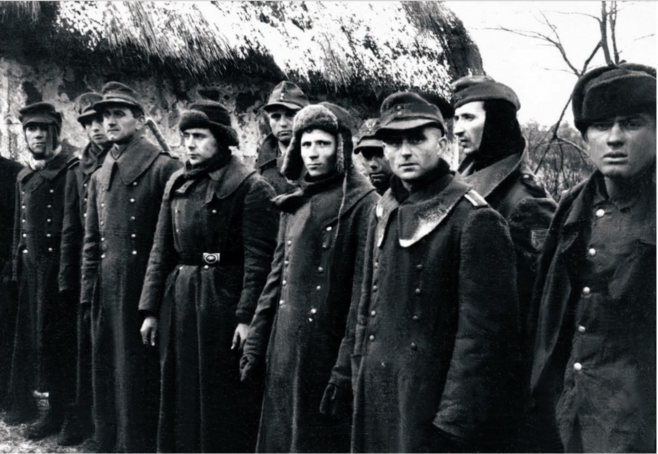 Пленные бойцы РККА В 1944 году