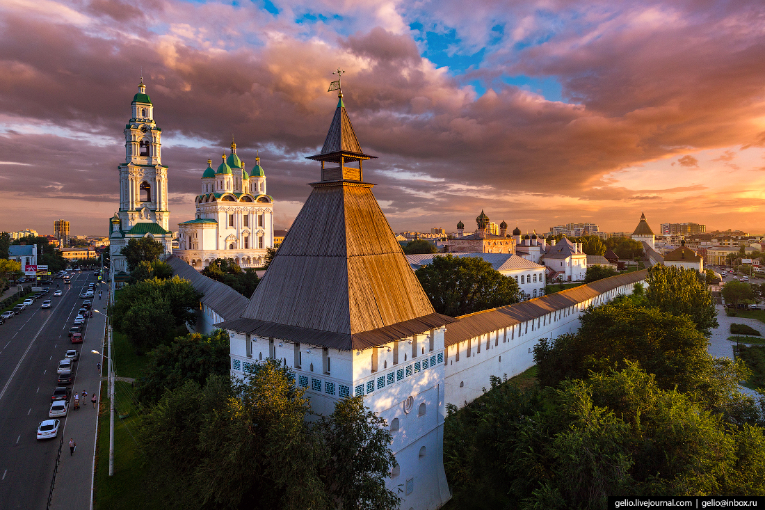 Город Астрахань Троицкий собор