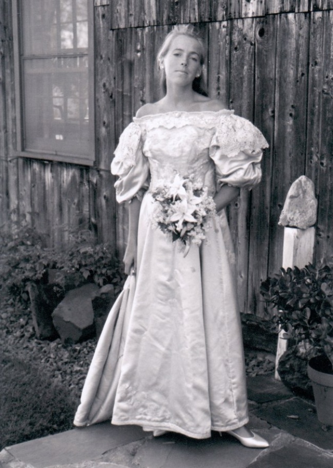 Платье этой невесты прошло через 10 семейных свадеб за 120 лет