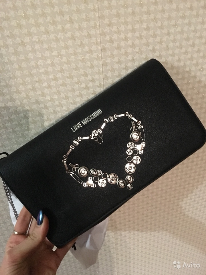 Клатч от Moschino