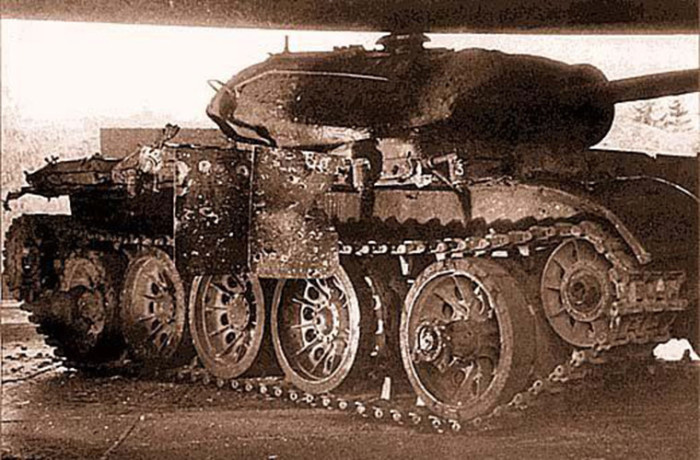 Для чего танку «крылышки»: что такое ЗЭТ-1 для советских танков Для чего танку «крылышки»: что такое ЗЭТ-1 для советских танков