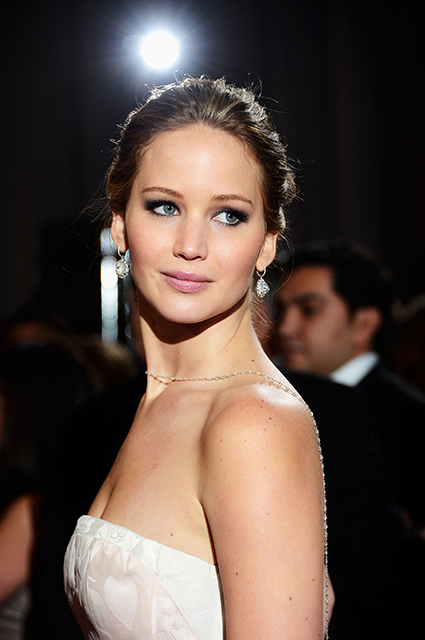 Замок, звездные гости и танцы до утра: как прошла свадьба Дженнифер Лоуренс и Кука Марони Звездные пары