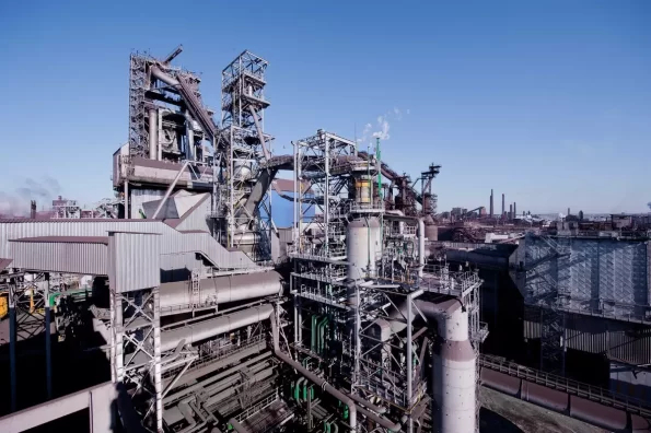Россия оживила 7 крупнейших заводов Донбасса. Теперь они под одним управлением