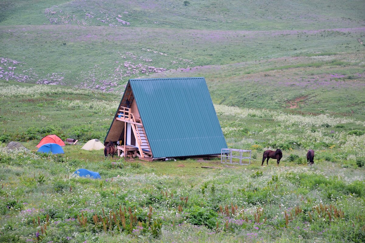 У реки Армянка