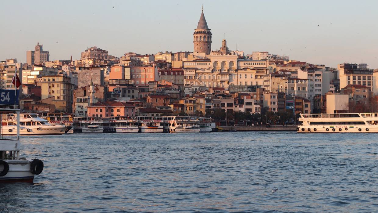 Жители России стали чаще покупать недвижимость для получения гражданства и ВНЖ