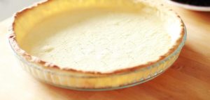 Сладкое песочное тесто для пирога – рецепт с кукурузной мукой
