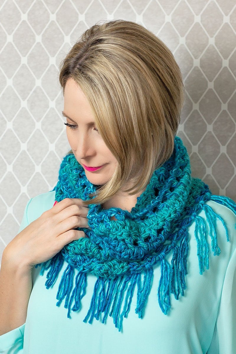 Теплый и уютный шарф-капюшон за 4 часа одежда,рукоделие,своими руками,шарф крючком