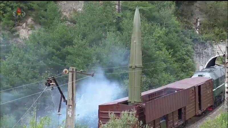 Стратегические новинки: последние разработки КНДР в области ракетных вооружений Стратегические новинки: последние разработки КНДР в области ракетных вооружений оружие