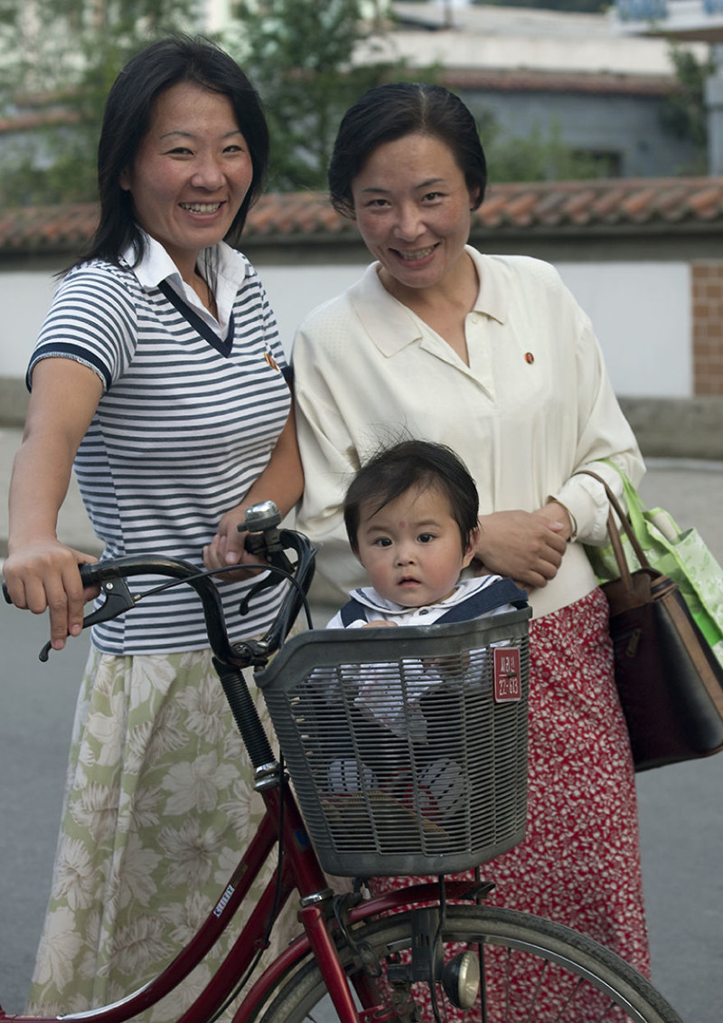 11. Жители Северной Кореи  житель, северная корея, улыбка, фотография