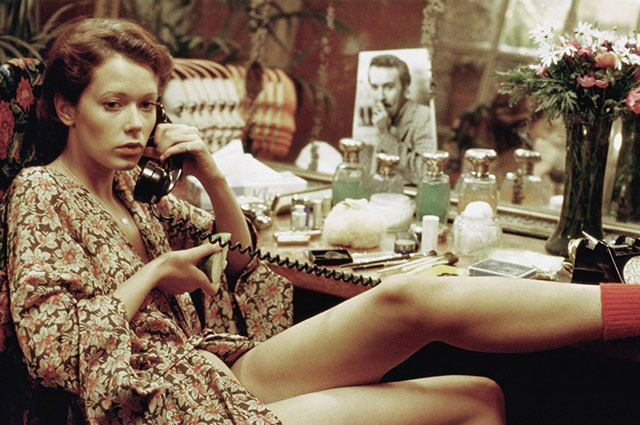 Сильвии Кристель в фильме «Эммануэль» (1974).