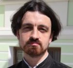 «Мы пробивались к церкви через кордон милиции»: священники о том, как они в первый раз оказались в храме