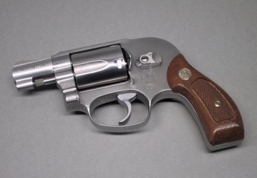 Револьвер Smith & Wesson Bodyguard