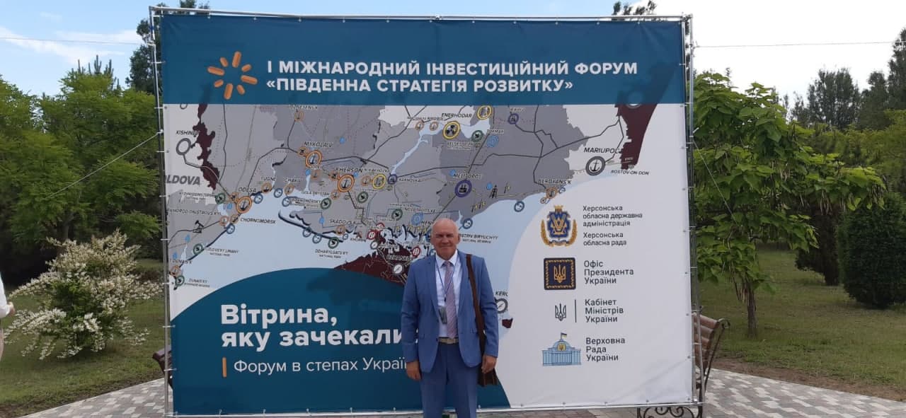 Шапито под вывеской «крымской платформы». Посол Белоруссии посетил антироссийское мероприятие геополитика