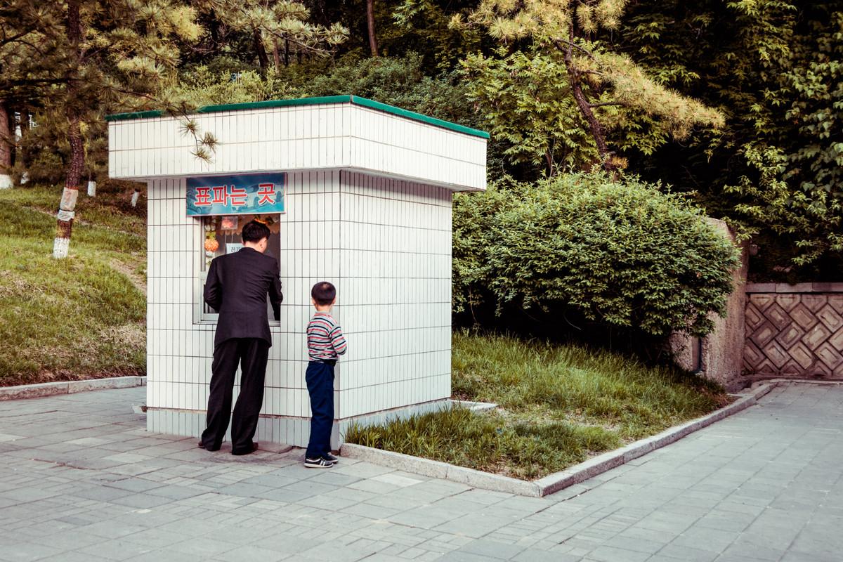 «Чосон» Дениса Давыденко: объективная нереальность из Северной Кореи «Чосон» Дениса Давыденко: объективная нереальность из Северной Кореи