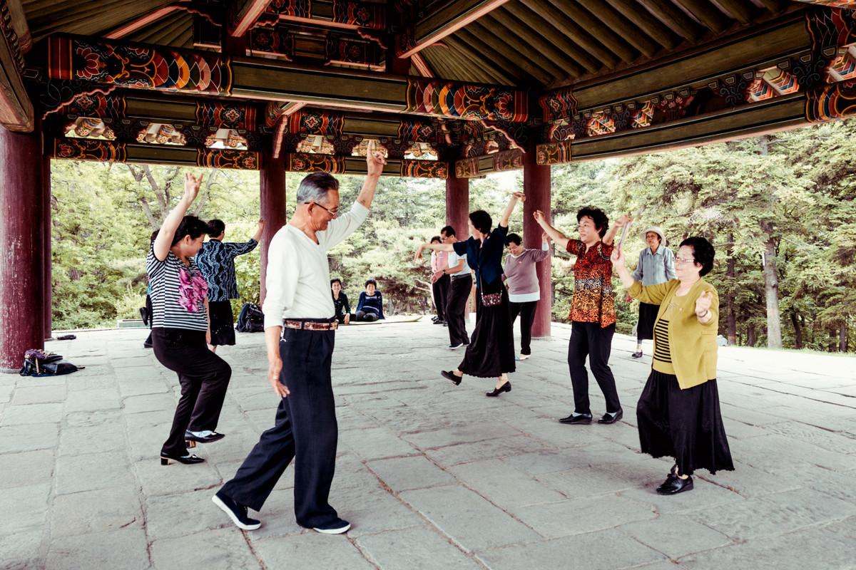 «Чосон» Дениса Давыденко: объективная нереальность из Северной Кореи «Чосон» Дениса Давыденко: объективная нереальность из Северной Кореи